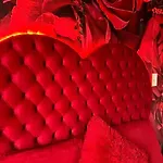 Thehottiehouse: Fun Fantasy Experience Apt On Blvd